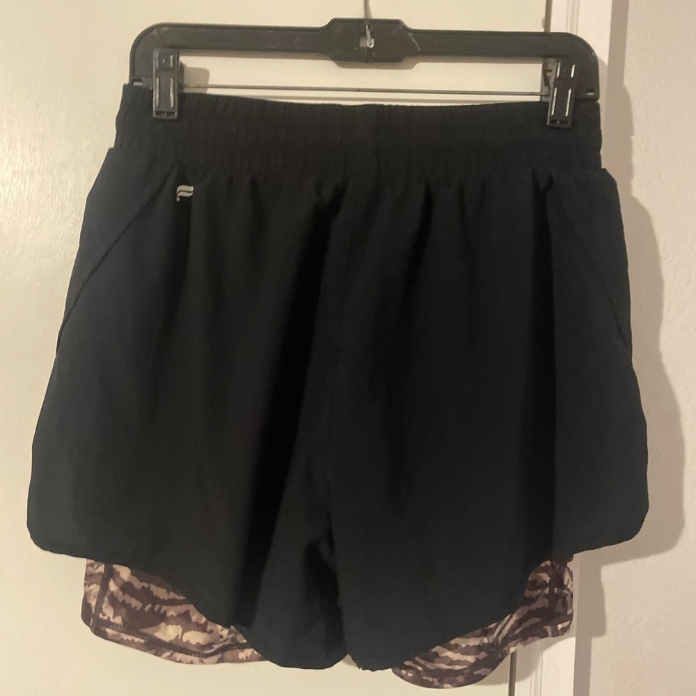 Fabletics SLOANE RUNNING SHORTS - Picture 4 of 6